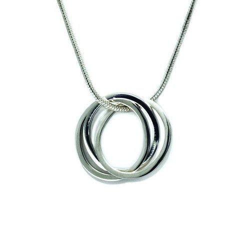 United snake chain silver interlinked triple circle pendant