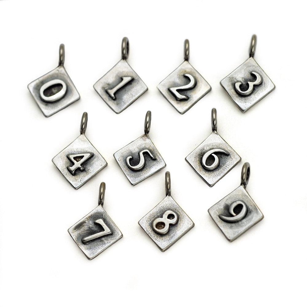 Alphabet Single Charm Number Bracelet ANB - Annika Rutlin
