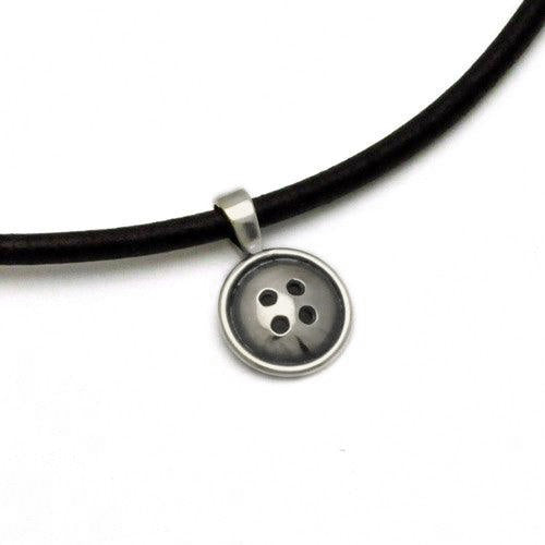 Button small pendant on leather BTN40L