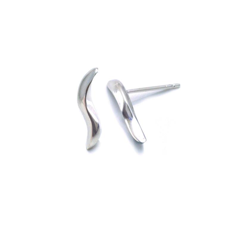 small simple clean lined silver wave studs Annika Rutlin jewellery