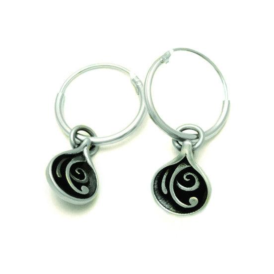 Monsoon Collection ME22 reversible patterned side sterling silver creole sleeper earrings by Annika Rutlin