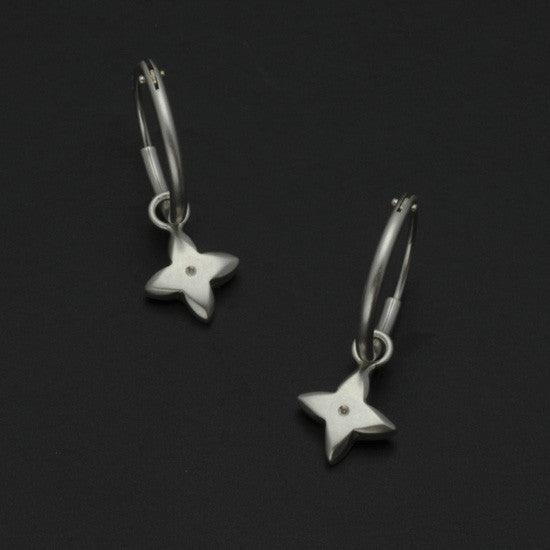 Aniara tiny heart star sleeper earring SFE22P - Annika Rutlin