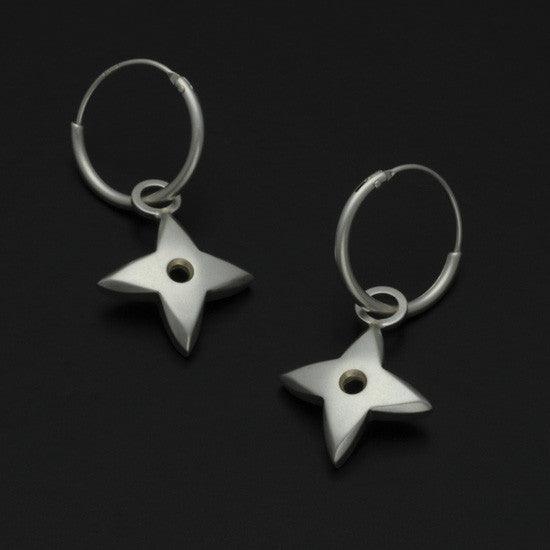 Aniara medium flower star sleeper earring SFE26P - Annika Rutlin