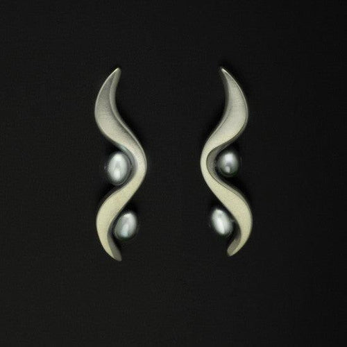 Luna white pearl earrings LE20-WP - Annika Rutlin