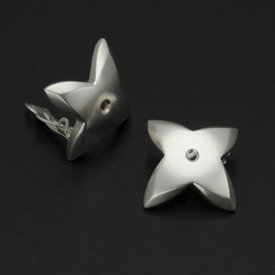 Aniara large star flower clip-on earring SFE28P - Annika Rutlin