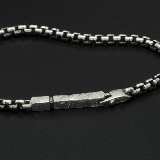 Ixion bracelet XB20 - Annika Rutlin