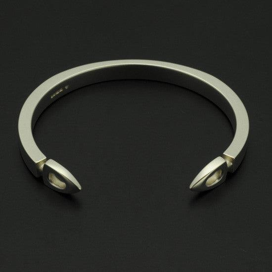 Idun Cuff Bangle IB87SL - Annika Rutlin