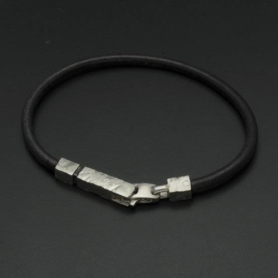 Ixion silver & leather bracelet XB23-LE - Annika Rutlin